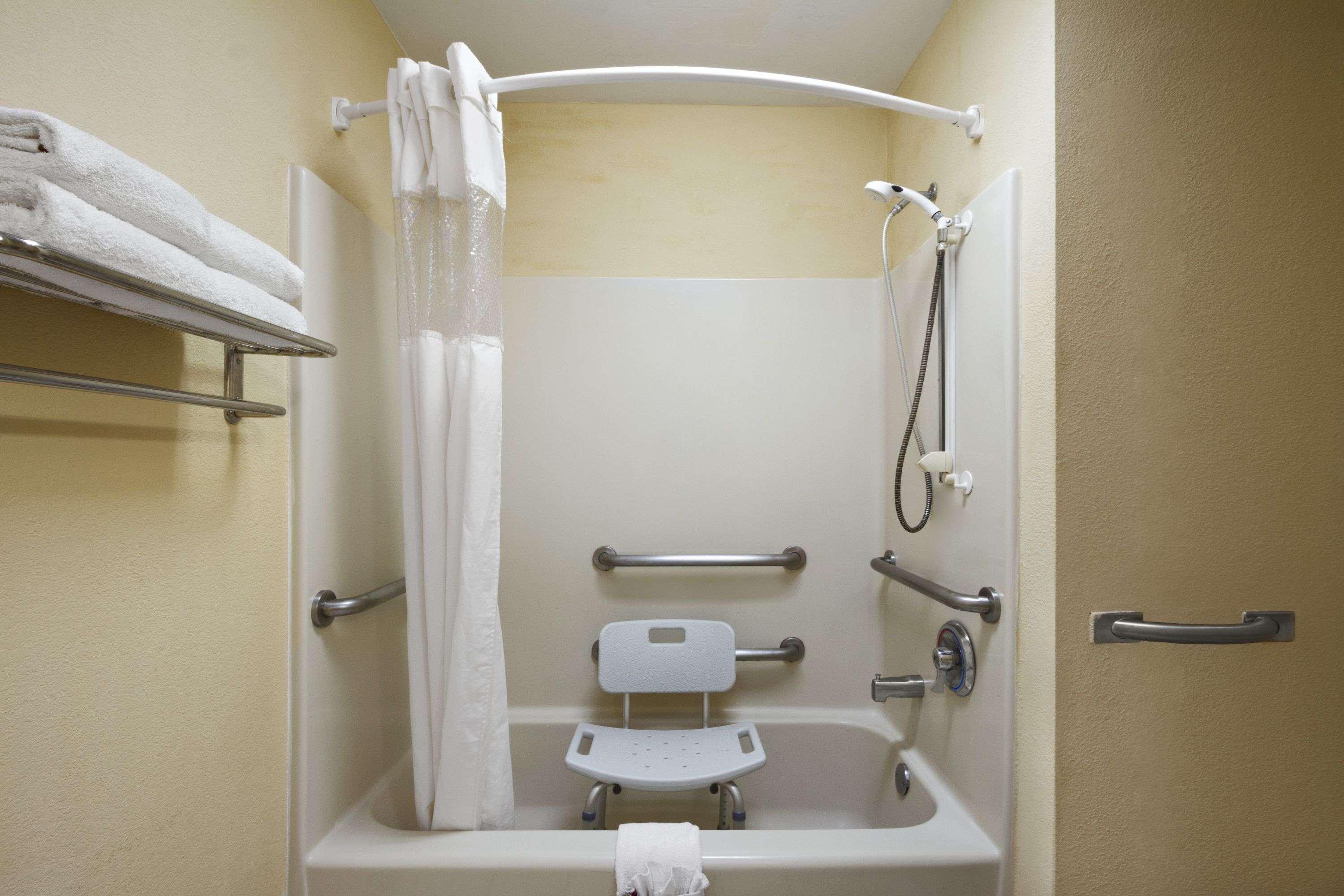 Quality Inn Ковінґтон Екстер'єр фото