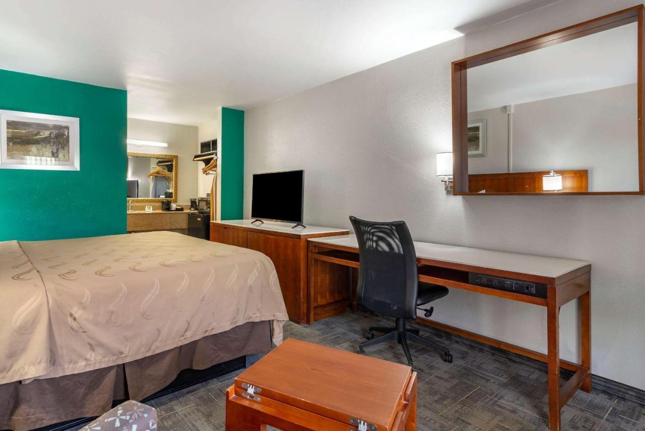 Quality Inn Ковінґтон Екстер'єр фото
