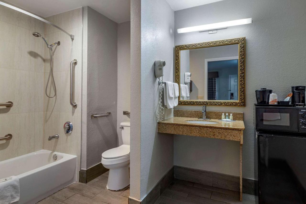 Quality Inn Ковінґтон Екстер'єр фото